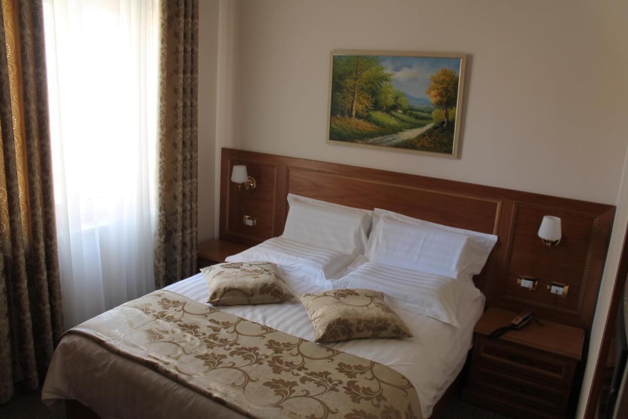 Hotel Boka Τίρανα Εξωτερικό φωτογραφία
