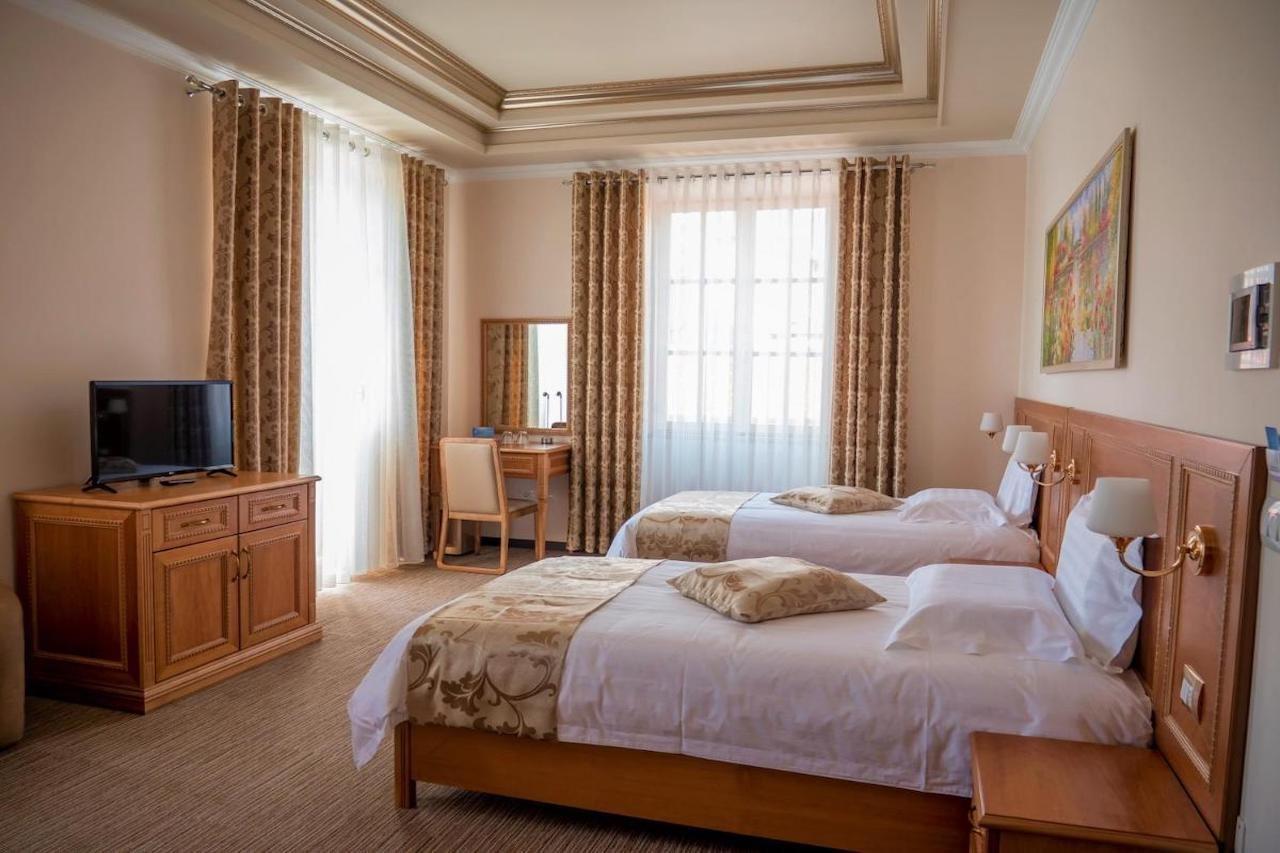 Hotel Boka Τίρανα Εξωτερικό φωτογραφία