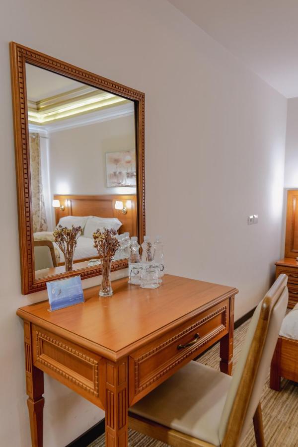 Hotel Boka Τίρανα Εξωτερικό φωτογραφία