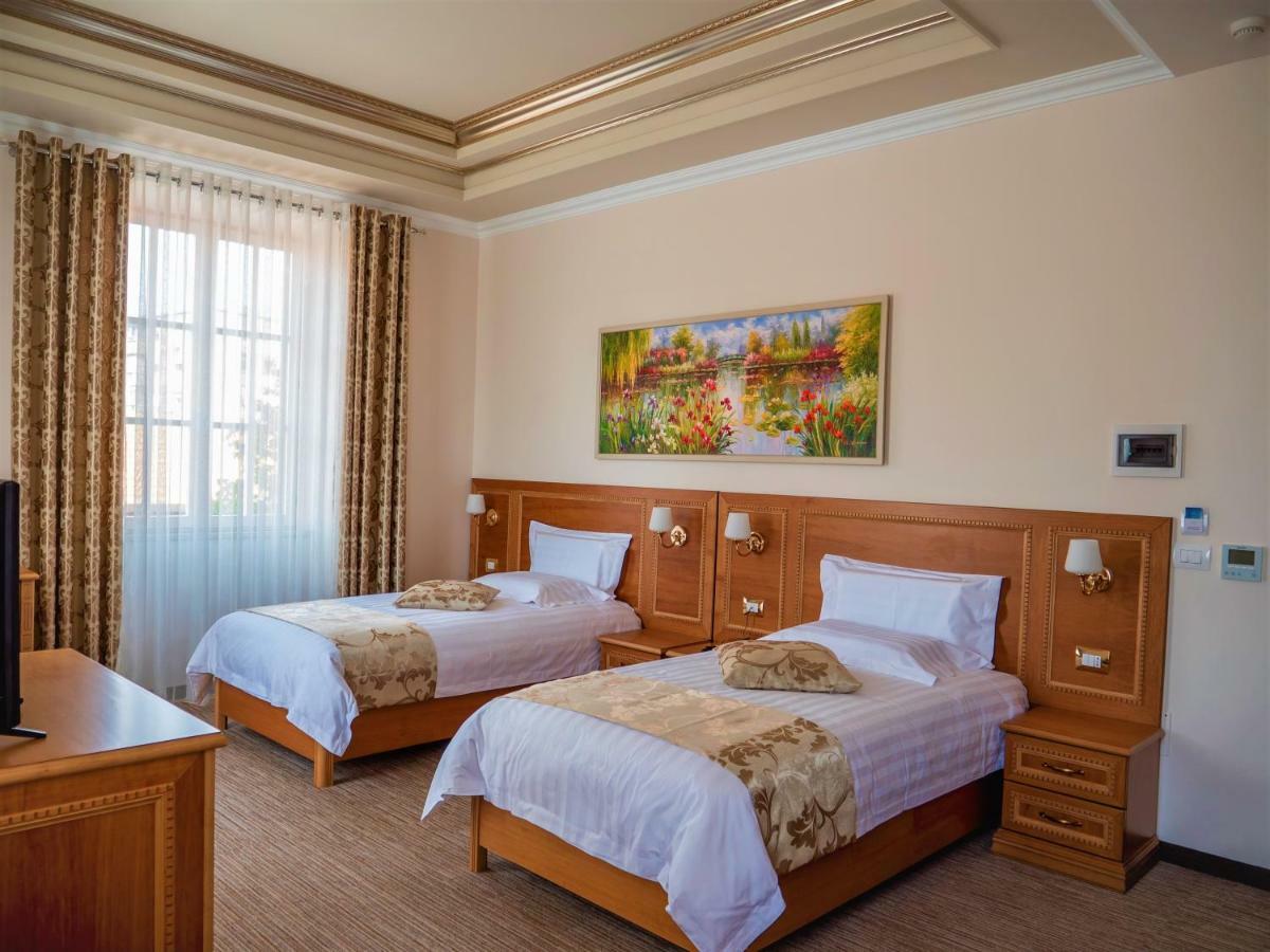 Hotel Boka Τίρανα Εξωτερικό φωτογραφία