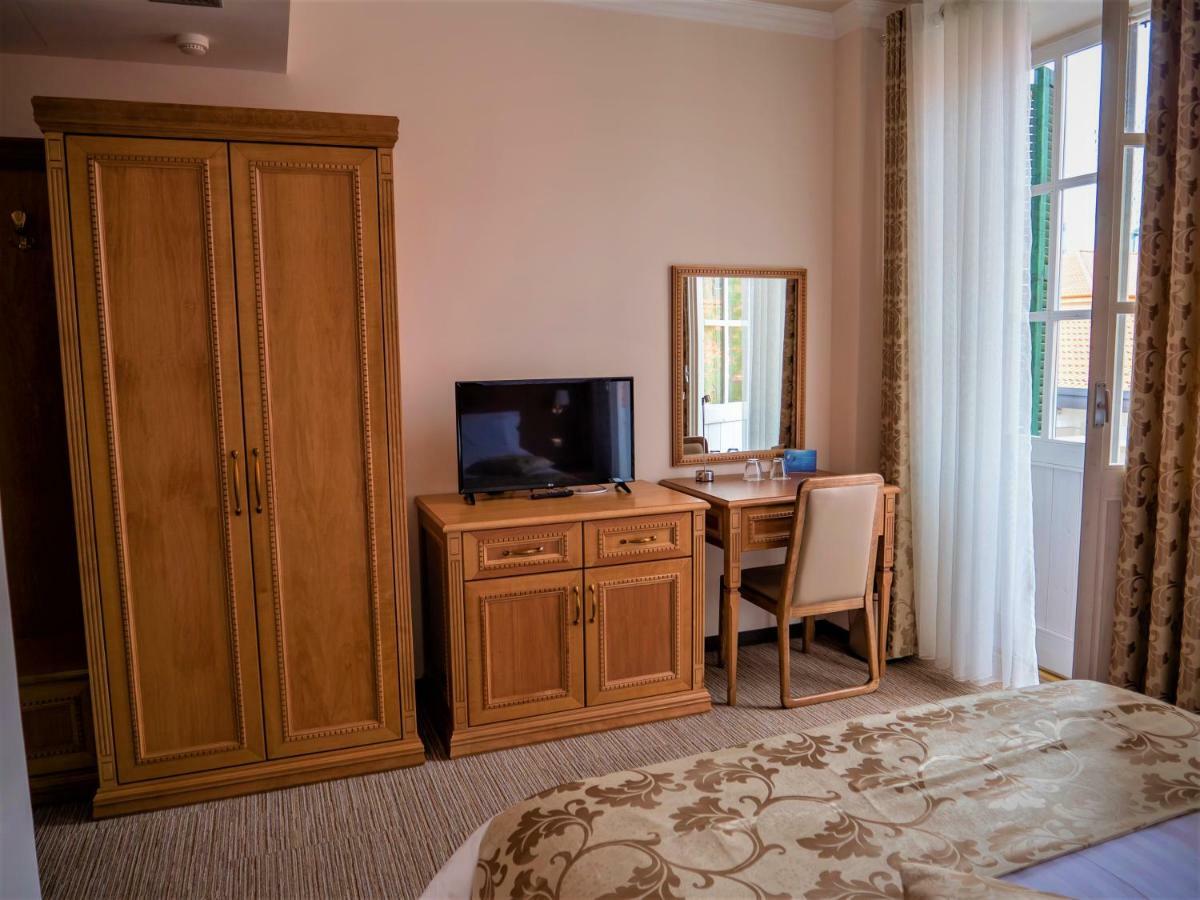 Hotel Boka Τίρανα Εξωτερικό φωτογραφία