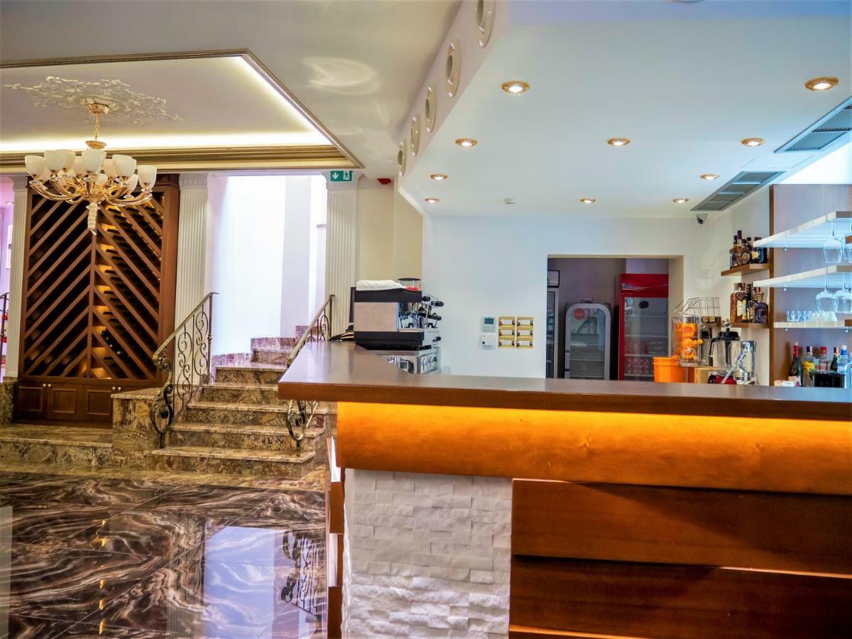 Hotel Boka Τίρανα Εξωτερικό φωτογραφία