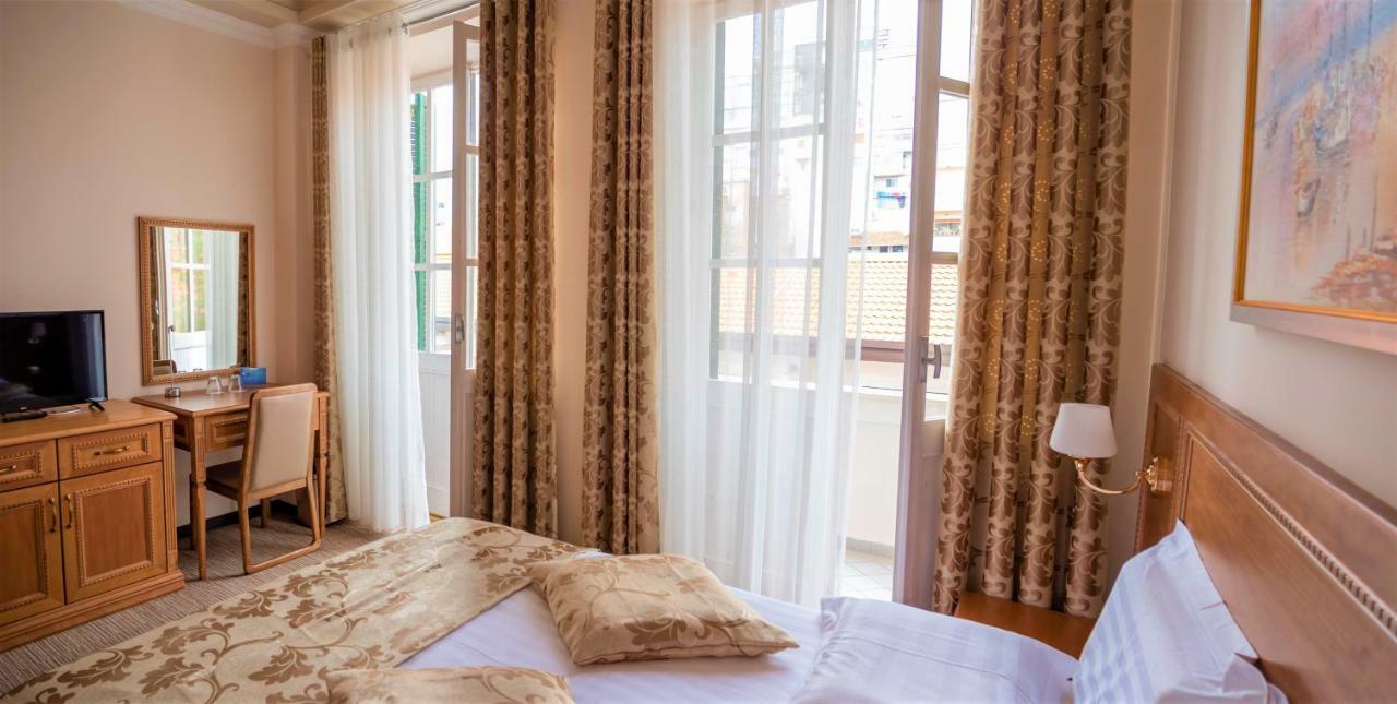 Hotel Boka Τίρανα Εξωτερικό φωτογραφία